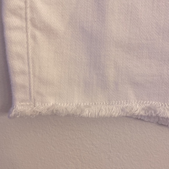 Abercrombie and Fitch Kids Mid Rise MIDI Shorts White Fringe NWT 17/18 Regular - Picture 4 of 9